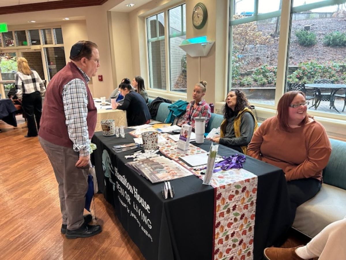 Ascension Columbia St. Mary’s Hospital hosts Senior Wellness Fair, addresses minimizing fall risks in community 