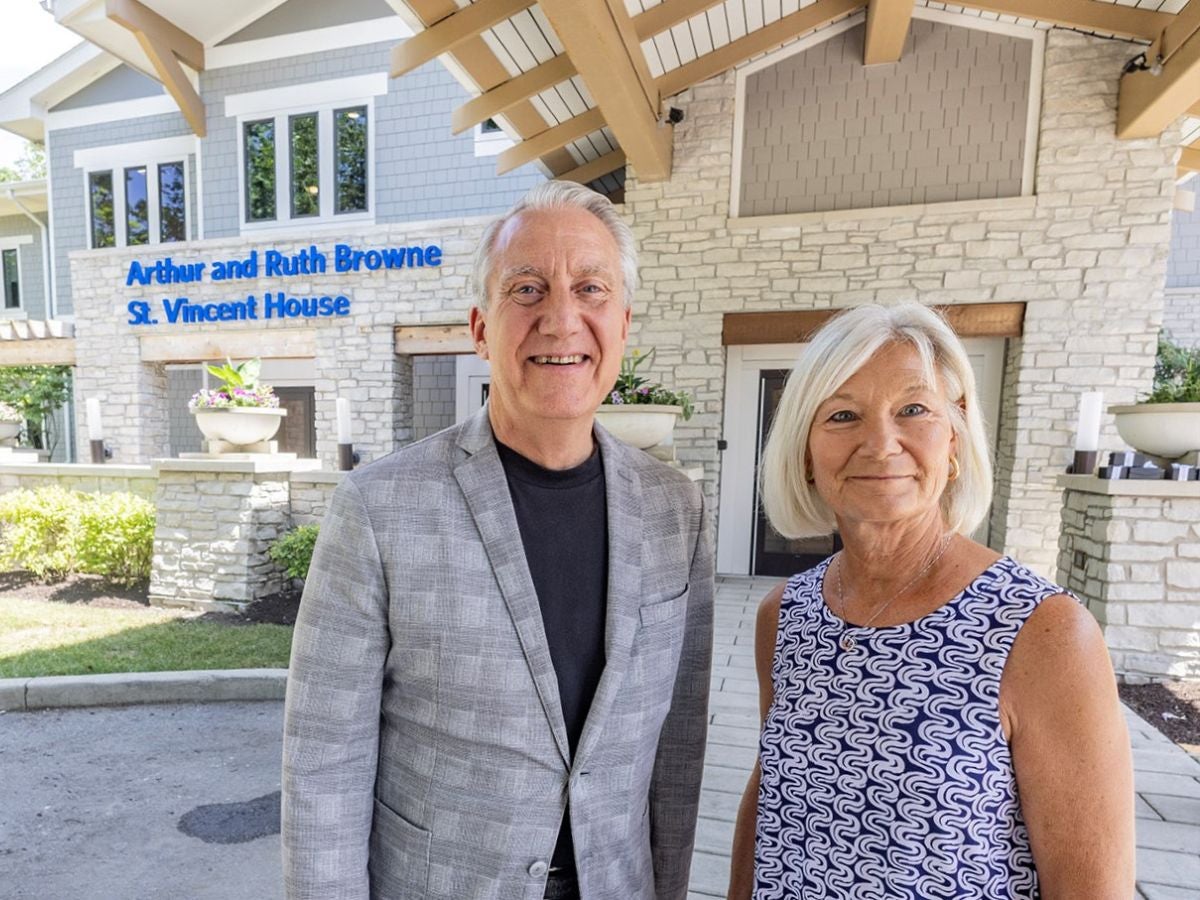 Ascension St. Vincent Renames, Dedicates ‘Arthur and Ruth Browne St. Vincent House’ in Honor of Generous Legacy Gift