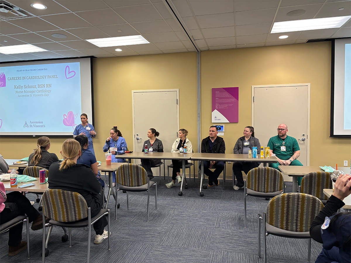 Ascension St. Vincent's Clay County hosts students for heart health education event