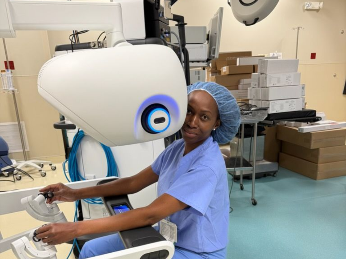 Ascension St. Vincent Anderson Introduces Next-Generation Robotic Surgical System to Madison County
