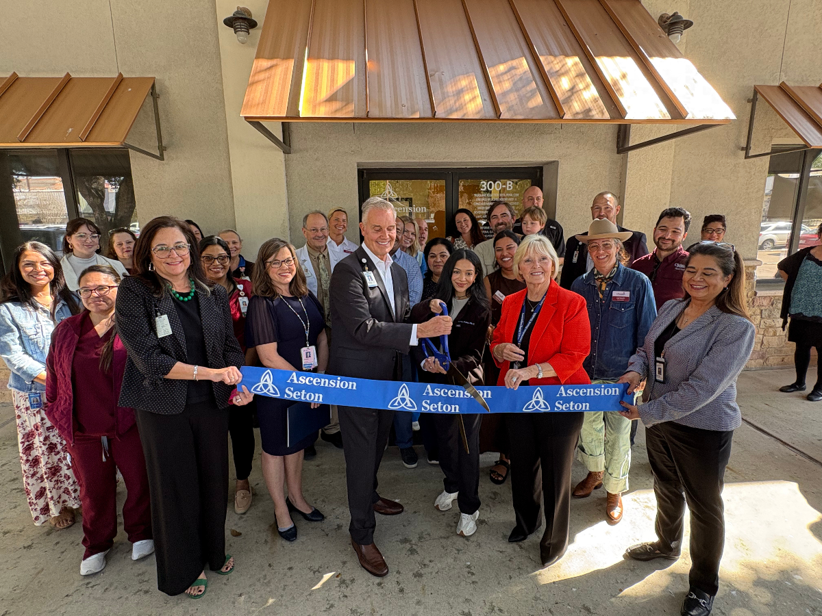 Ascension Seton Lockhart Health Center Celebrates Clinic Expansion with Ribbon-Cutting Ceremony