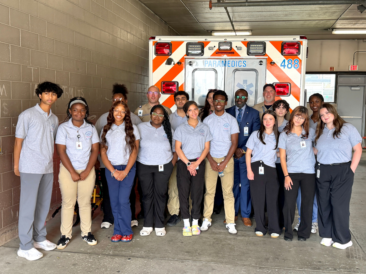 Summer Internship Program in Milwaukee Provides Teens Hands-on Healthcare Career Exploration
