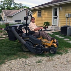 Non-opioid treatment option allows Kansan to keep working pain-free